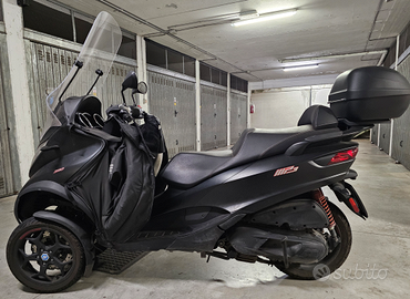 Piaggio MP3 350