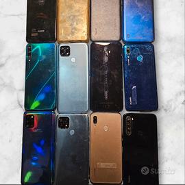 Lotto smartphone da riparare 12 pezzi