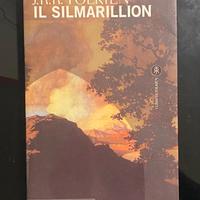 Il Silmarillion di J.R.R.Tolkien. Bompiani 2009