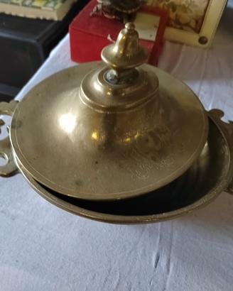 zuppiera in Ottone antica 