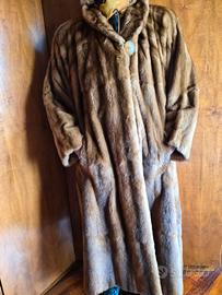 pelliccia visone fendi