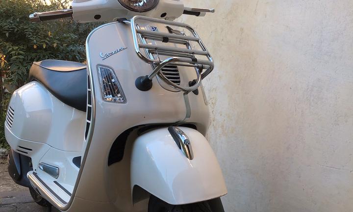 Vespa 300 GTS