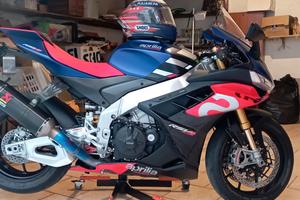 Aprilia RSV4 FACTORY 2021