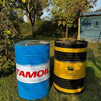 Fusti carburanti vintage