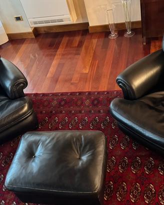Set poltrone e pouf Frau modello Dream
