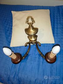 Lampadari 1 a 4 luci   1 a 2 luci a parete