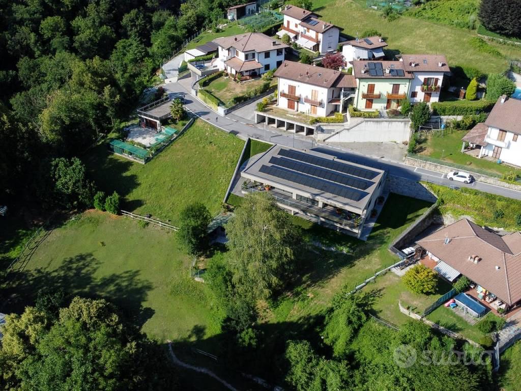 Terreno di 1230 m² a Margno - Vista 2
