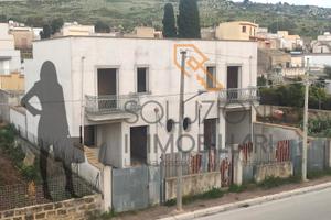 Appartamento con giardino a Custonaci