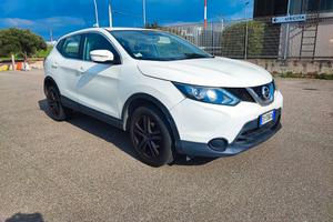 Nissan Qashqai 1.5 dci diesel 