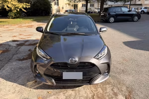 Toyota Yaris Hybrid 115 Trend - 09/2025 - 3200km