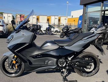 T Max tech Max 4900 km garanzia 2029