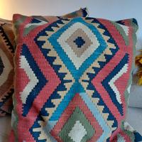 4 cuscini kelim