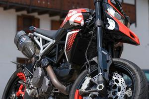PROVA LA HYPER MOTARD PERFETTA