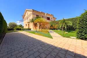 VILLA RECENTE COSTRUZIONE GIARDINO 450 MQ ! 268000