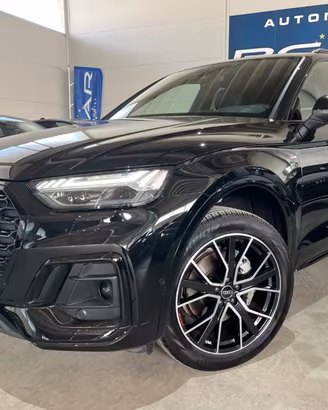 AUDI Q5 SPB Sportback 40 TDI quattro Identity Bl