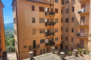Trilocale luminoso in centro ad Anagni con ascenso