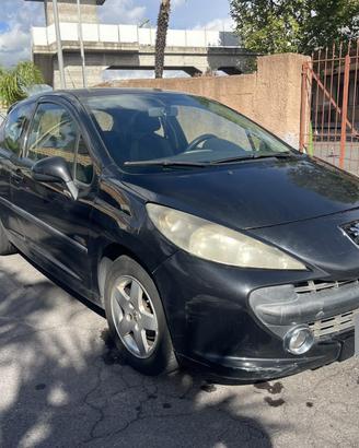 PEUGEOT 207 1.4 Hdi