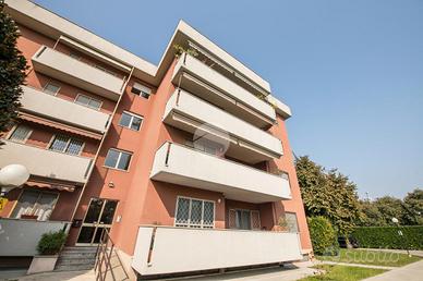 4 LOCALI A SAN GIULIANO MILANESE