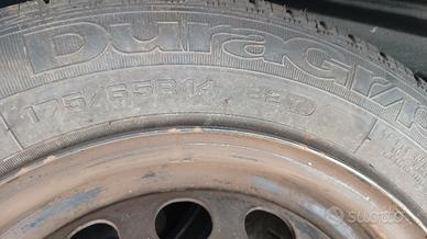 Gomme con cerchi  fiat