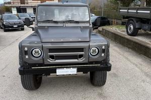 Land Rover Defender KHAN GPL