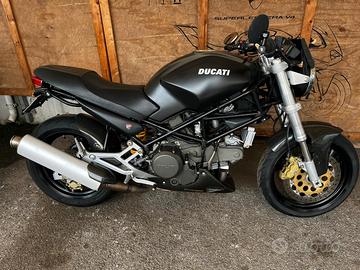 Ducati Monster 750 Dark