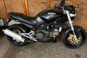 Ducati Monster 750 Dark