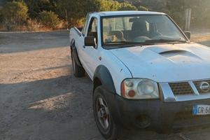 Nissan navara per pezzi