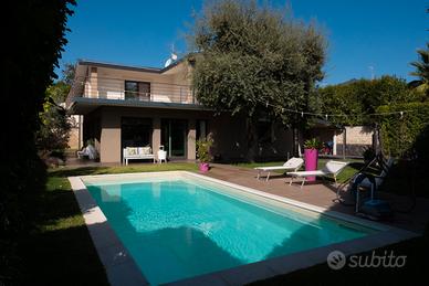 Villa con piscina