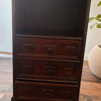 Mobiletto con cassetti