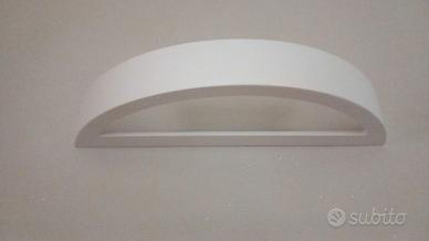 Applique moderno bianco ,con luce LED 15€