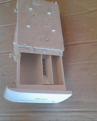 vaschetta detersivo lavatrice whirlpool dlc8100 