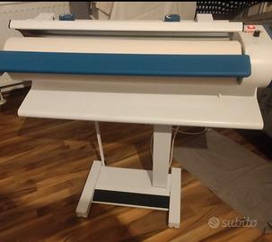 Stiratrice a Rullo Lloyds.  