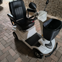 Motoretta elettrica per anziani