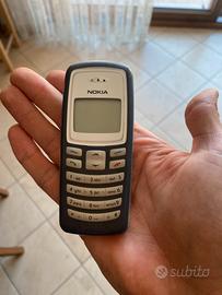 Nokia 2100