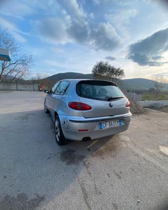 Alfa Romeo 147 1.9 JTD