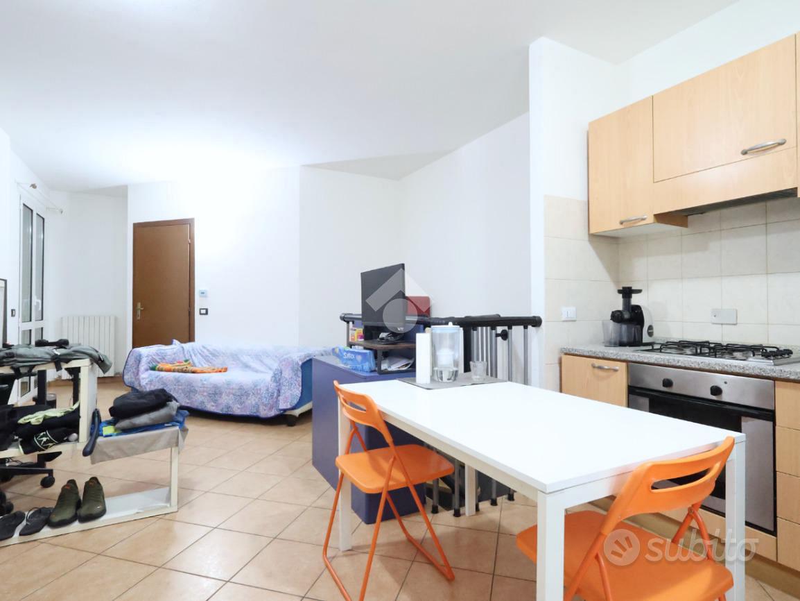 Appartamento – Reggio Emilia, Villaggio Umberto Pistelli, Santa Croce - Vista 2