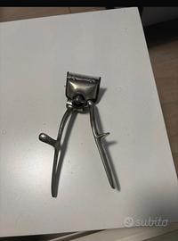 Antiquariato prime macchinette taglia capelli