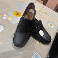 Mocassini neri in pelle