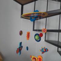 giostrina in legno a tema spaziale Dal Negro