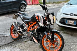 KTM 390 DUKE ABS patente A2