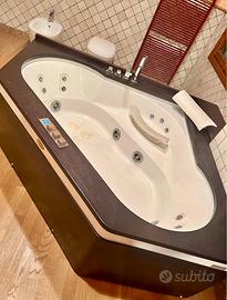 Idromassaggio Jacuzzi Aura Corner 160