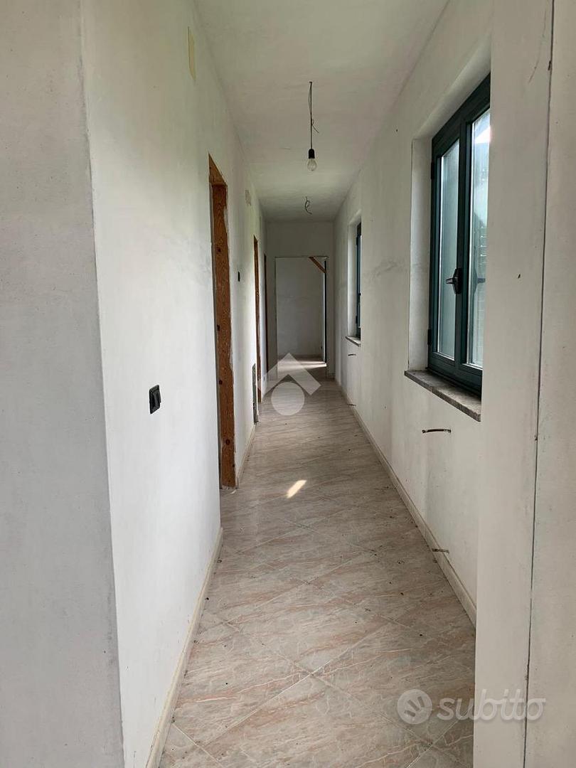 RUSTICO A CLETO - Vista 4