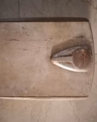 Bilancia pesa persona