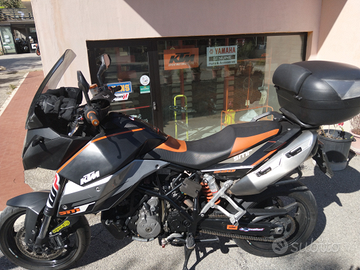 KTM smt 990 del 2010