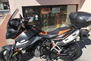 KTM smt 990 del 2010