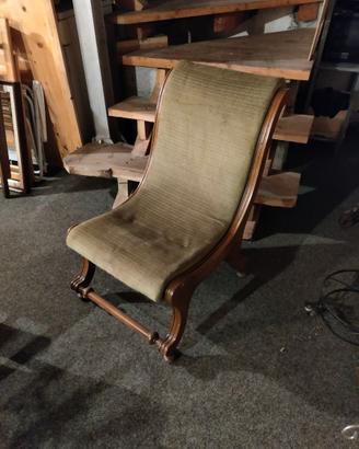 Poltroncina vintage in legno