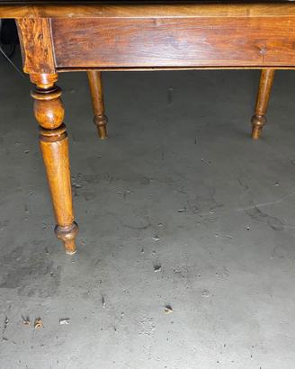 Tavolo in Olmo inizio 900.