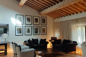 SPLENDIDO APPARTAMENTO IN VILLA D'EPOCA 