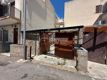 Deposito a Messina Via Giuseppe Caporal 1 locali
