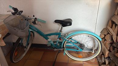 Bici B'Twin 24" Ragazza - Turchese con Cestino